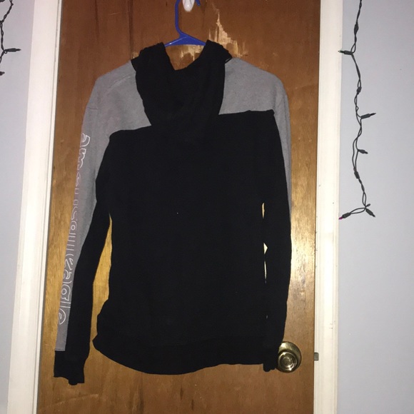 American Eagle Hoodie - Picture 2 of 2